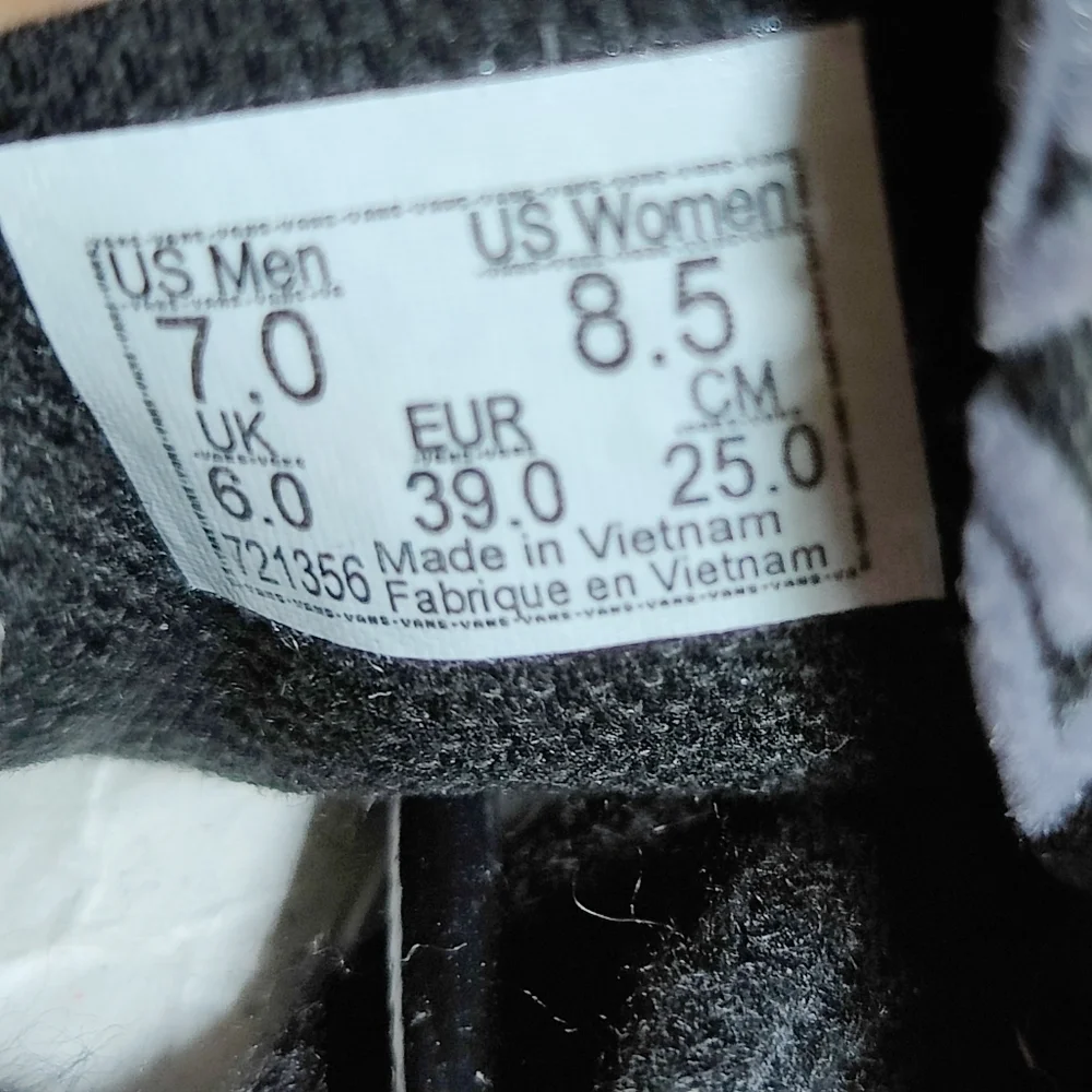 VANS Authentic Velvet Sidewall Wrapped Grey Unisex Sneakers Women's 8.5 Men's 7 - Picture 9 of 10